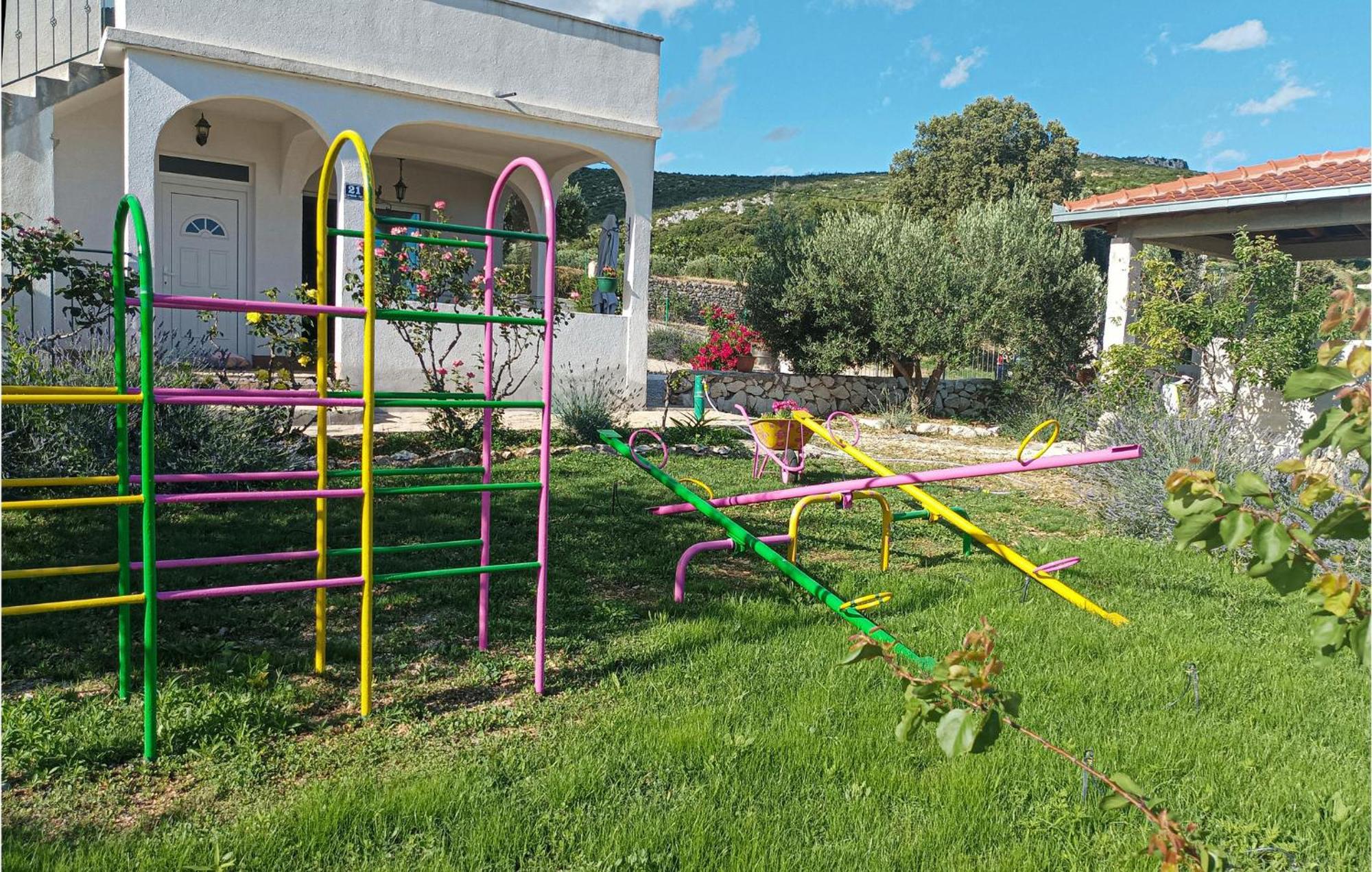 Gorgeous Home In Kastel Stafilic With Wifi Exterior foto