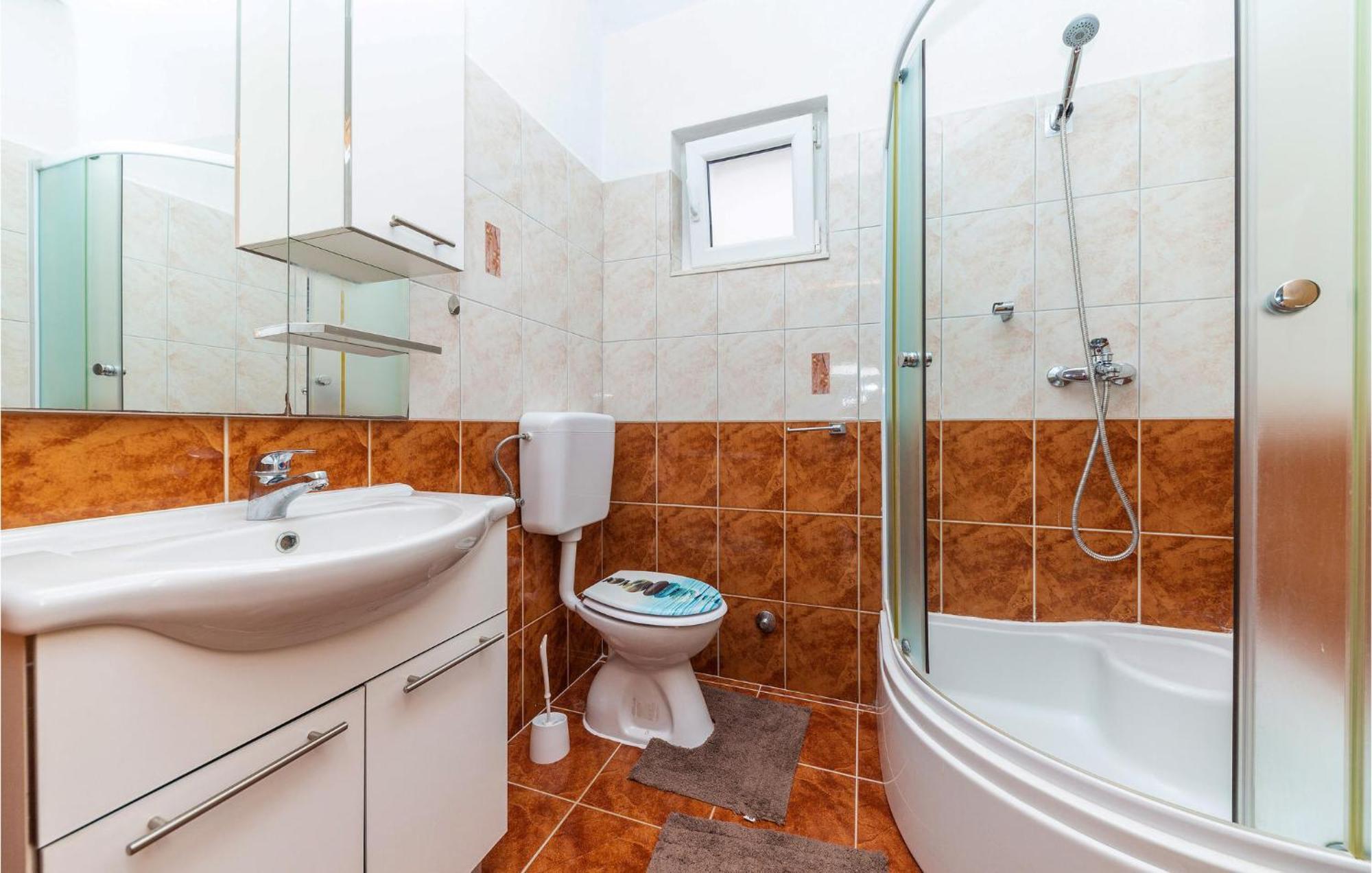 Gorgeous Home In Kastel Stafilic With Wifi Exterior foto
